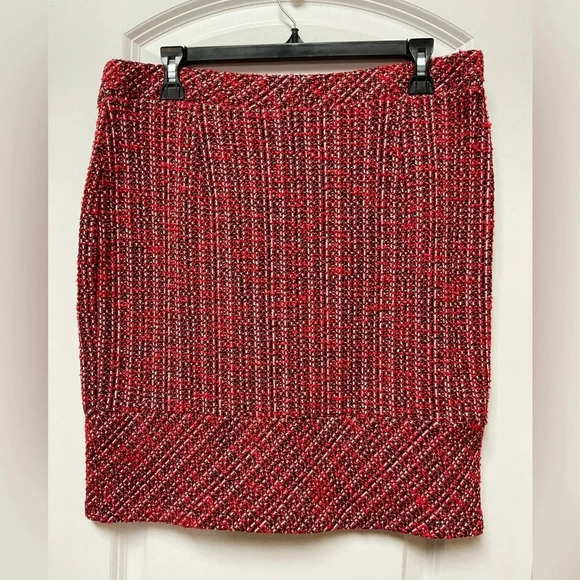 Banana Republic Tweed Style Pull On Skirt - Picture 2 of 4